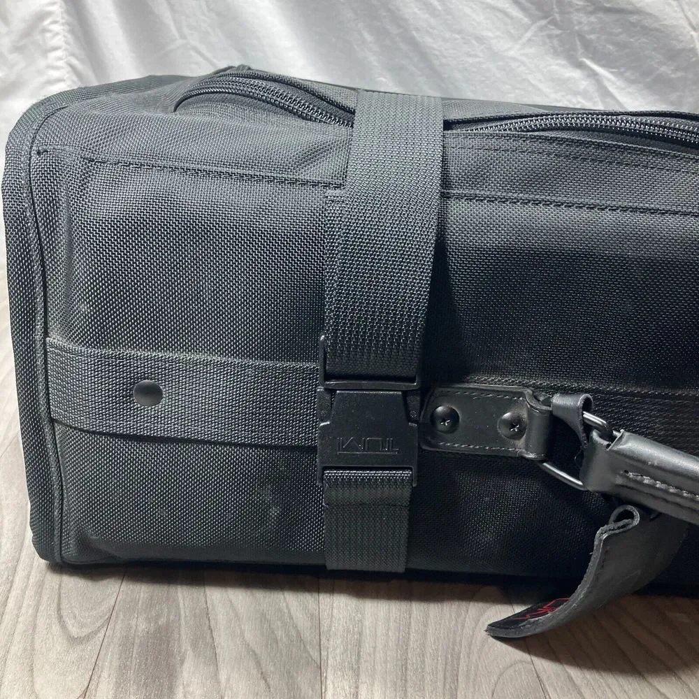 TUMI Black Nylon Large‎ Collapsible Pull Luggage 27x20x10 Soft Side Wheels READ